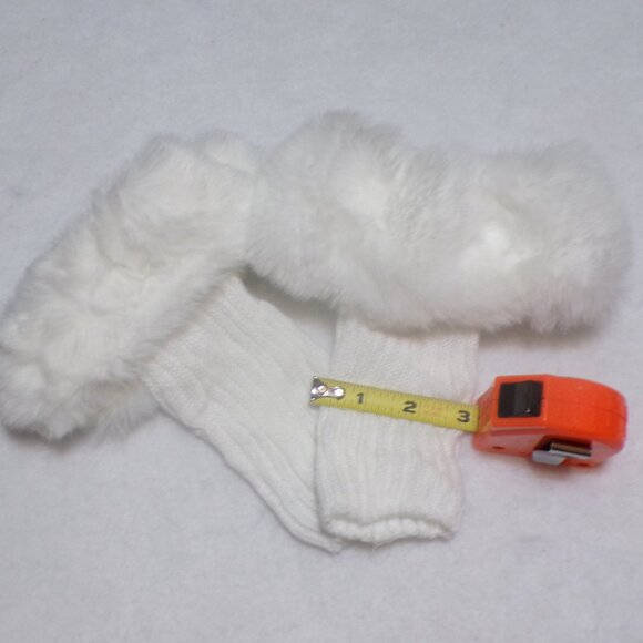 NEW Faux Fur White Boot Toppers Ribbed Knit - Picture 5 of 5